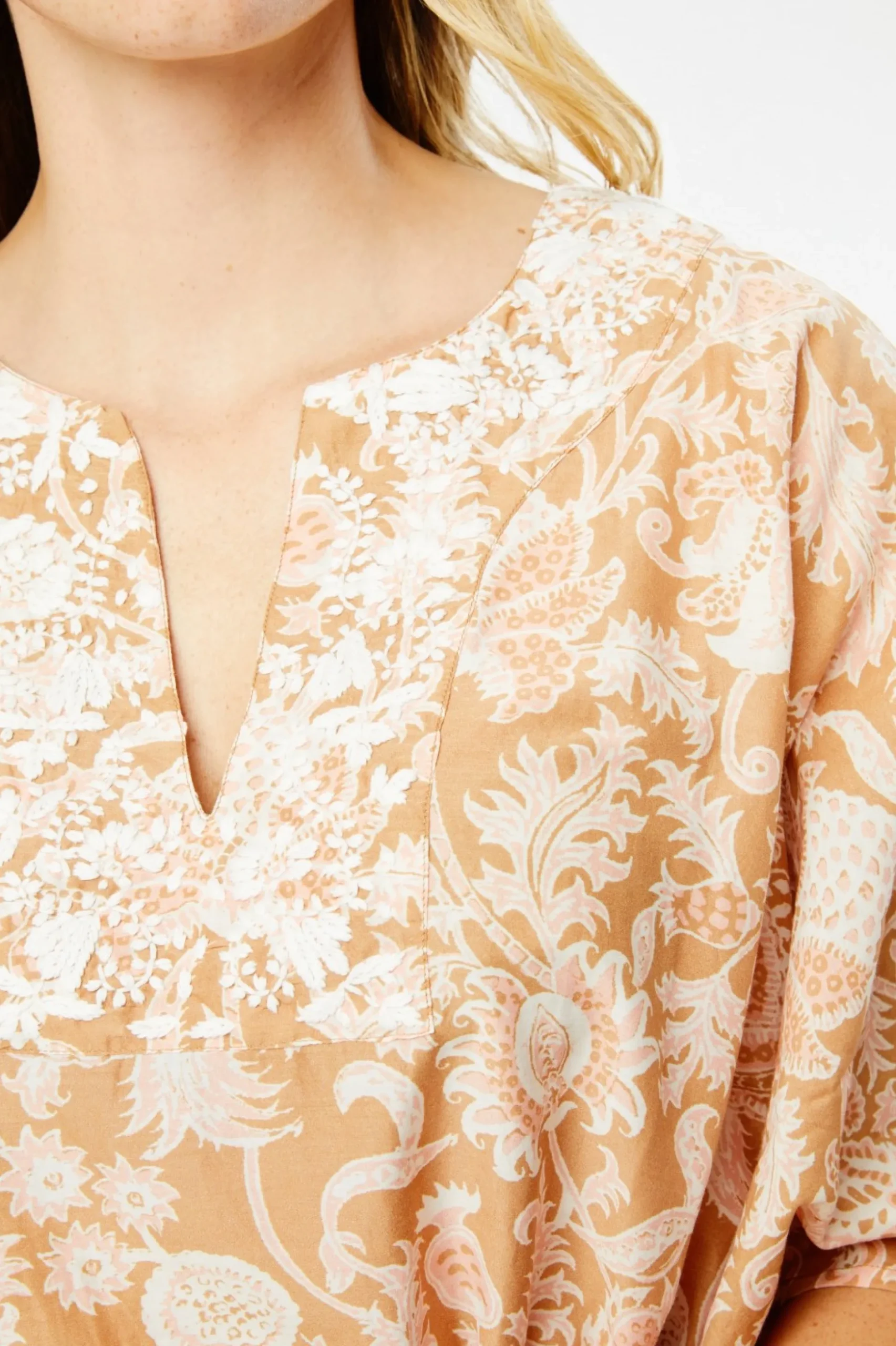 Amanda Nella Caftan