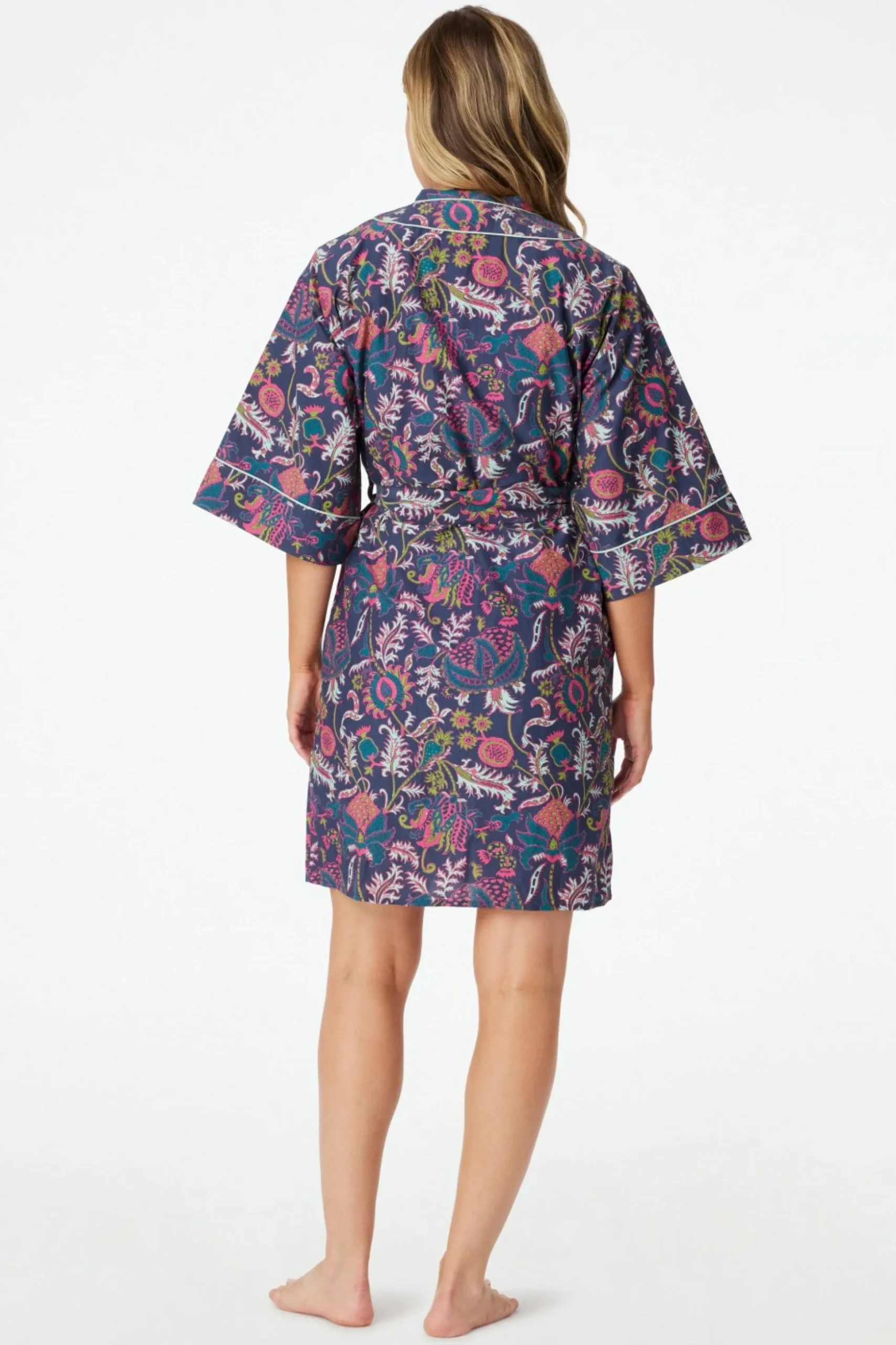 Amanda Zelda Robe