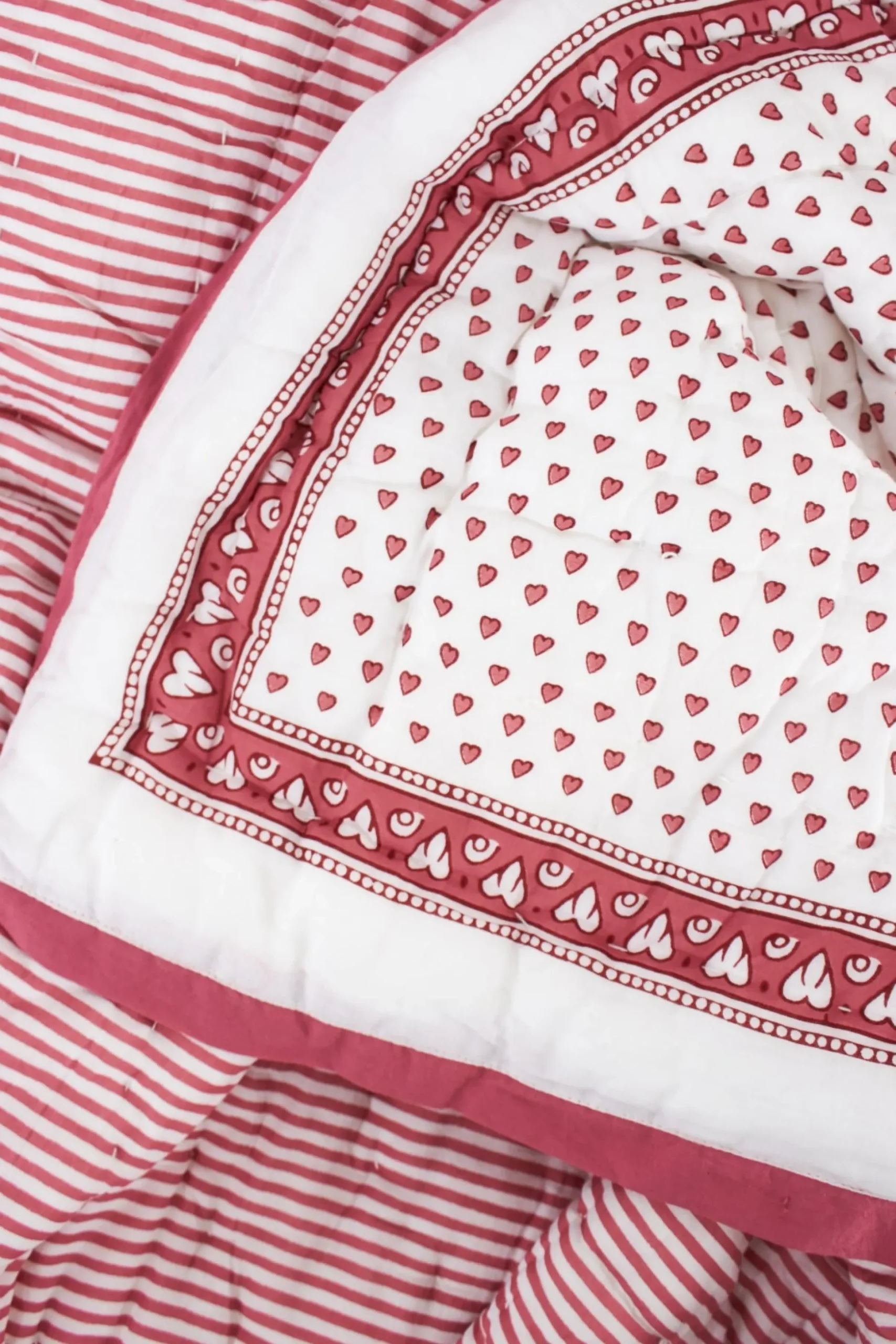 Hearts Baby Quilt